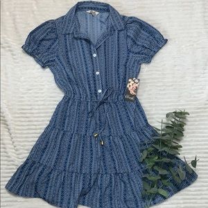 NWT Hint of Blush Women’s Blue and White Dress S